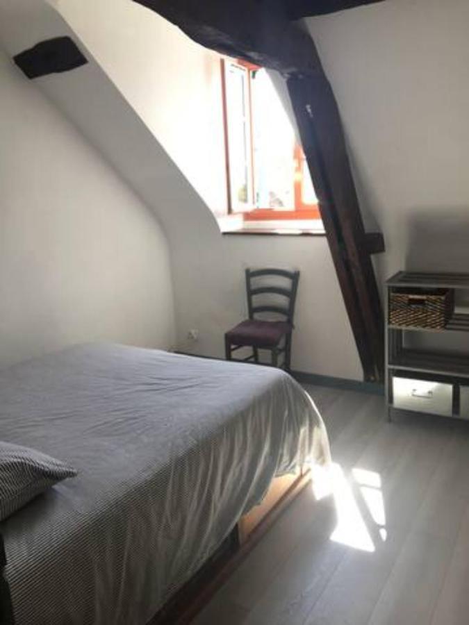 Chambres dans le gîte Rêves de Gamins, proche du pôle Européen et du circuit des 24h Sargé Les Le Mans Exterior foto