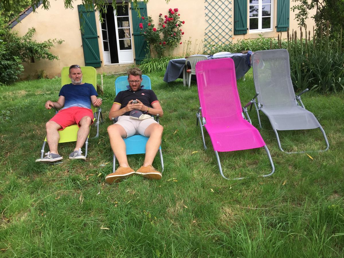 Chambres dans le gîte Rêves de Gamins, proche du pôle Européen et du circuit des 24h Sargé Les Le Mans Exterior foto